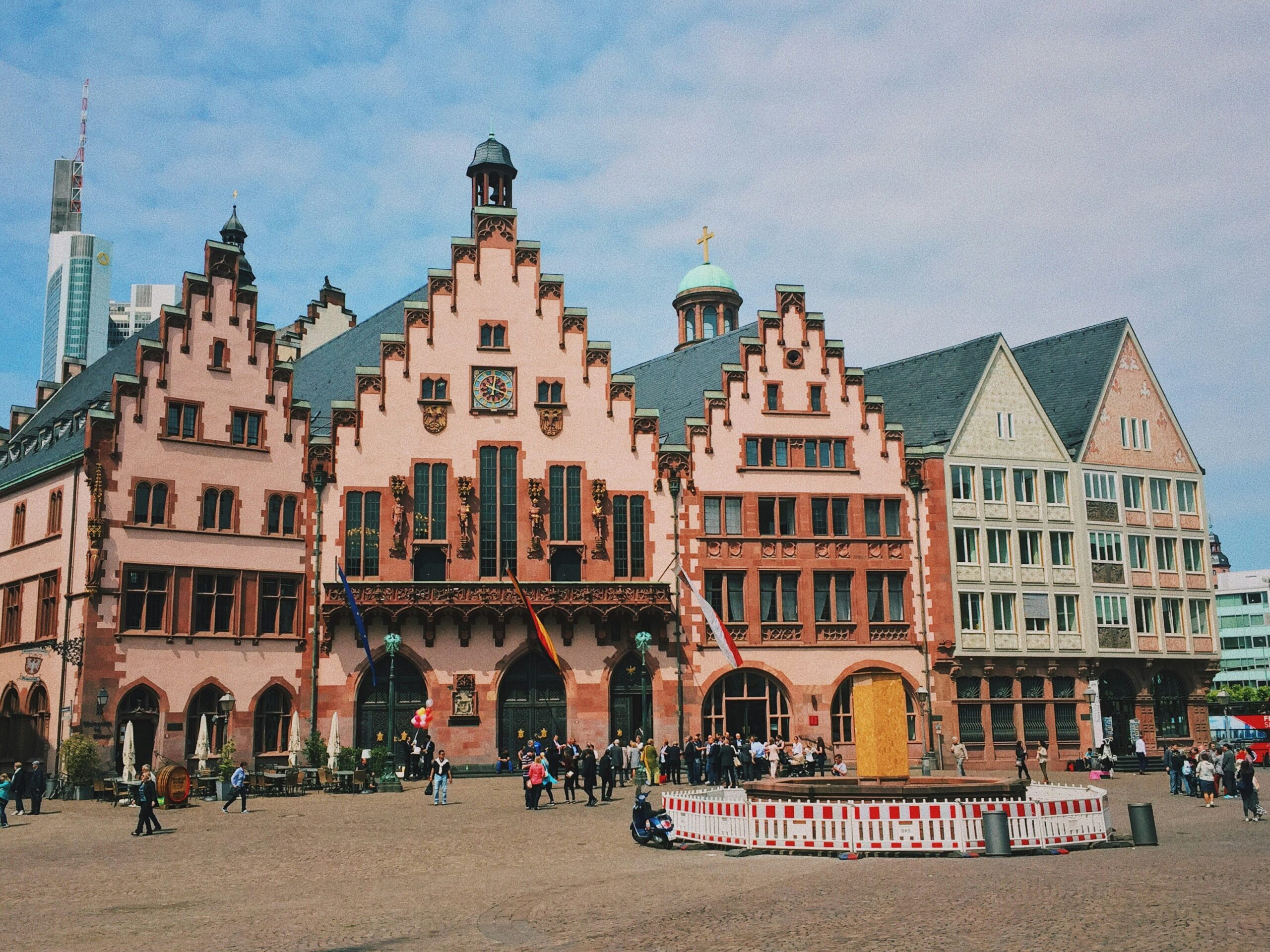 Frankfurter Römer en el centro histórico de Frankfurt.