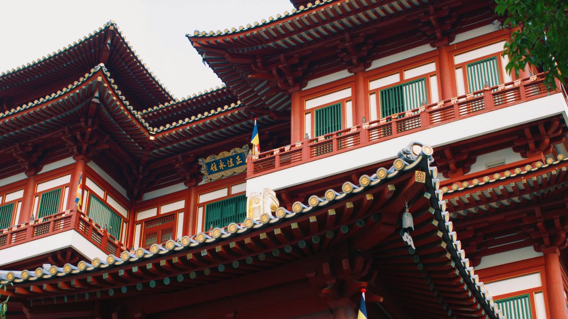 Fachada del Buddha Tooth Relic Temple.