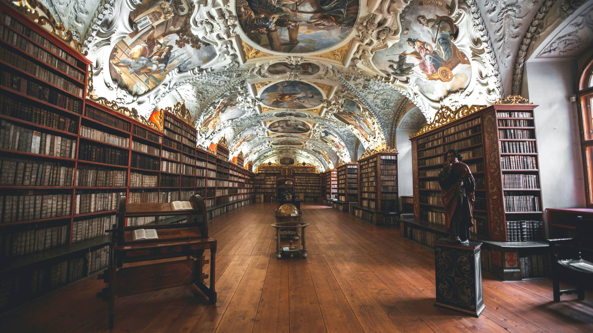 Preciosa biblioteca del Clementinum.