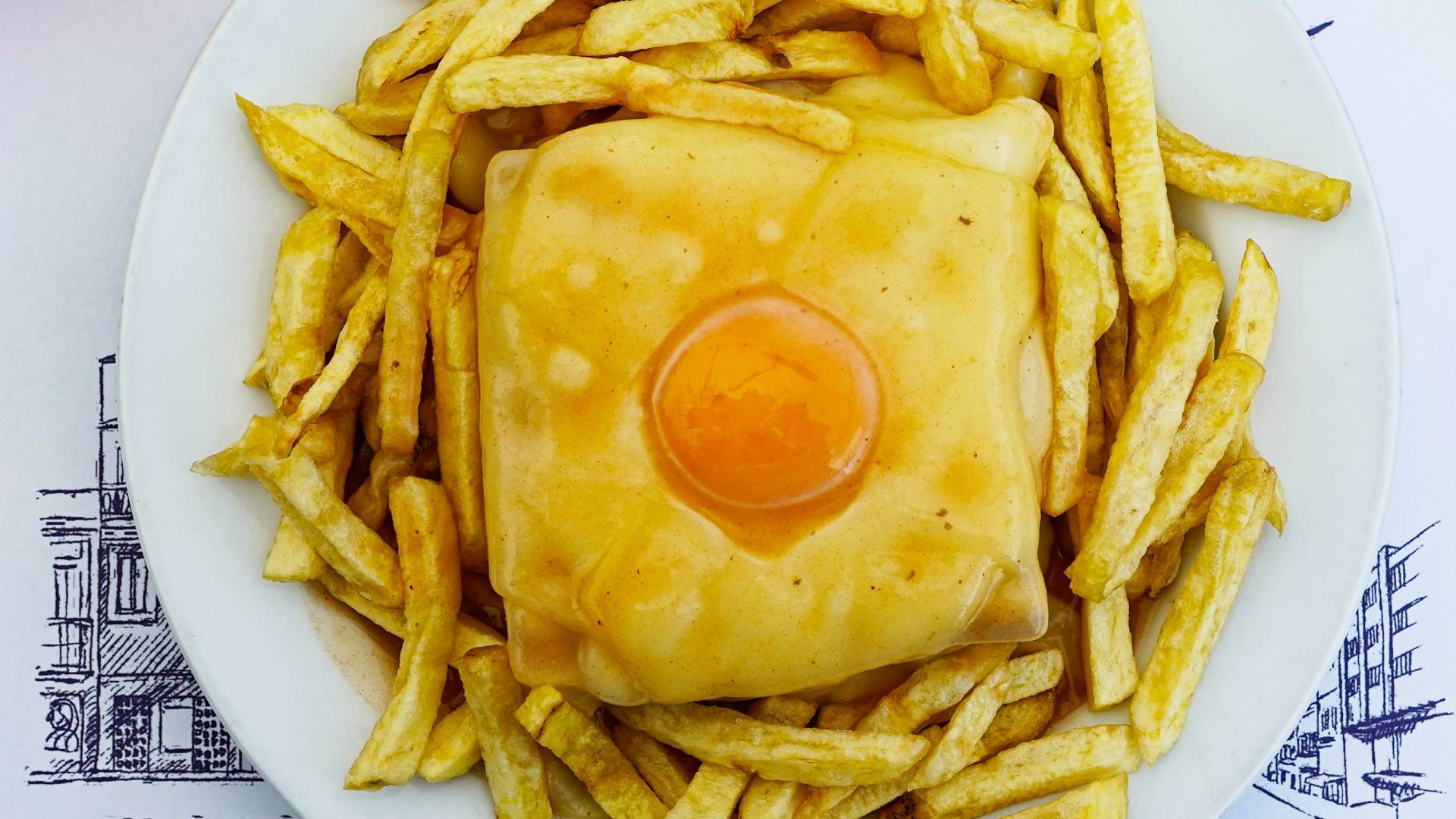 La francesinha es el plato estrella de Oporto.