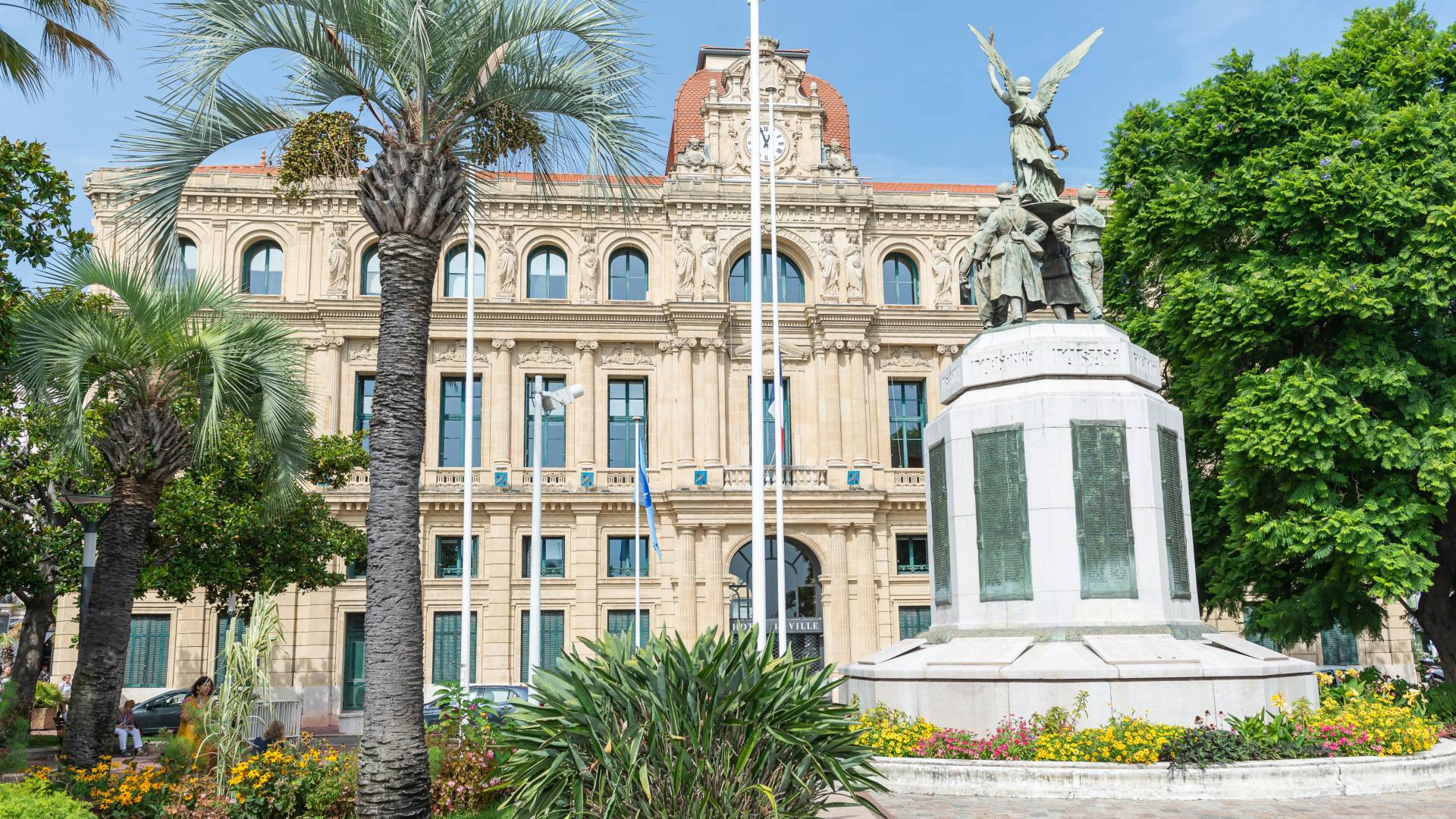 Hôtel de Ville en La Croisette.