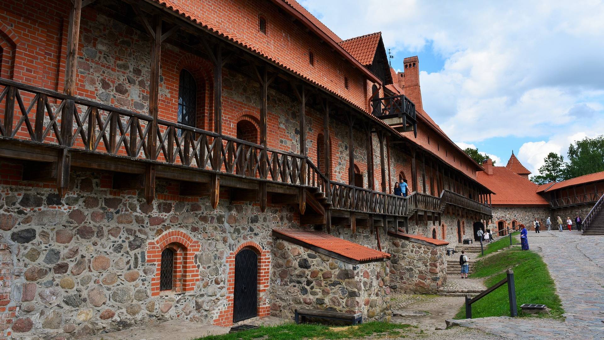 Patio interior del castillo de Trakai.