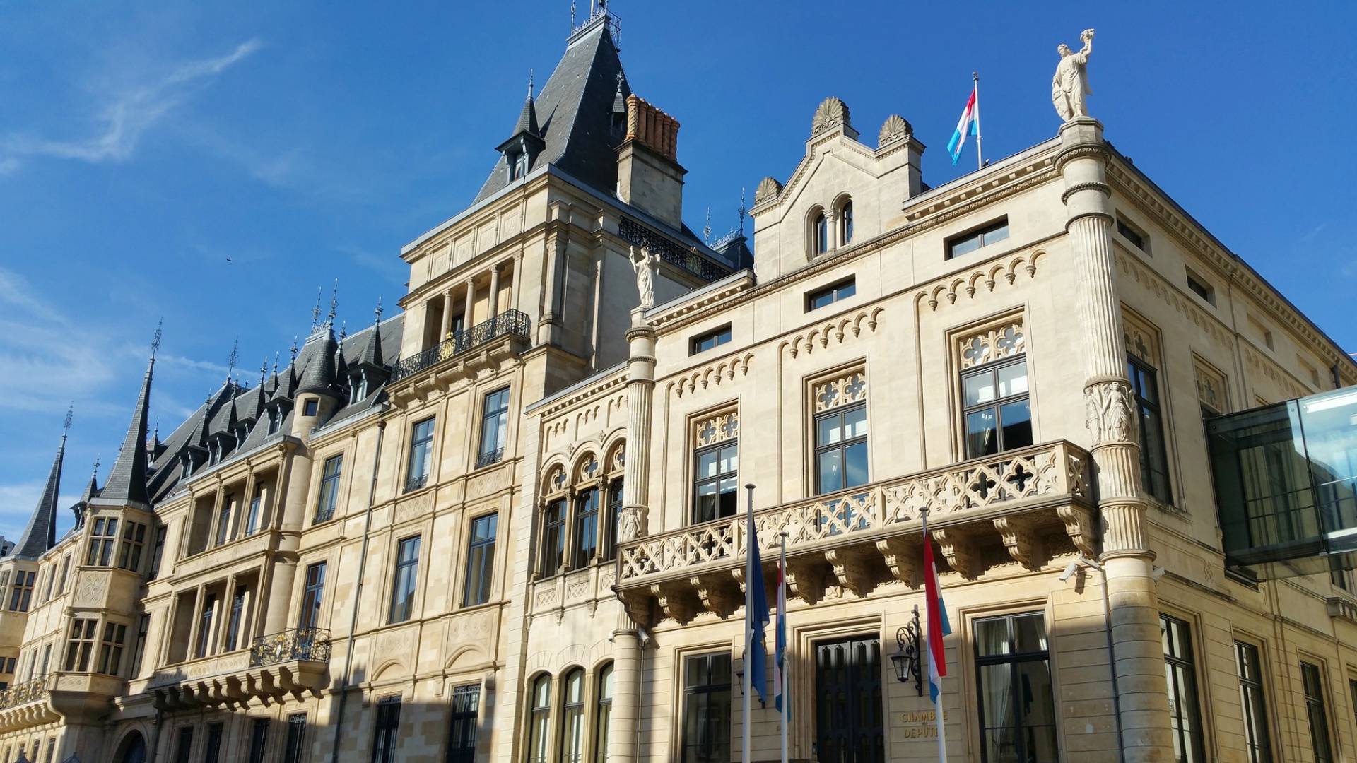 Fachada del Palacio Ducal de Luxemburgo.