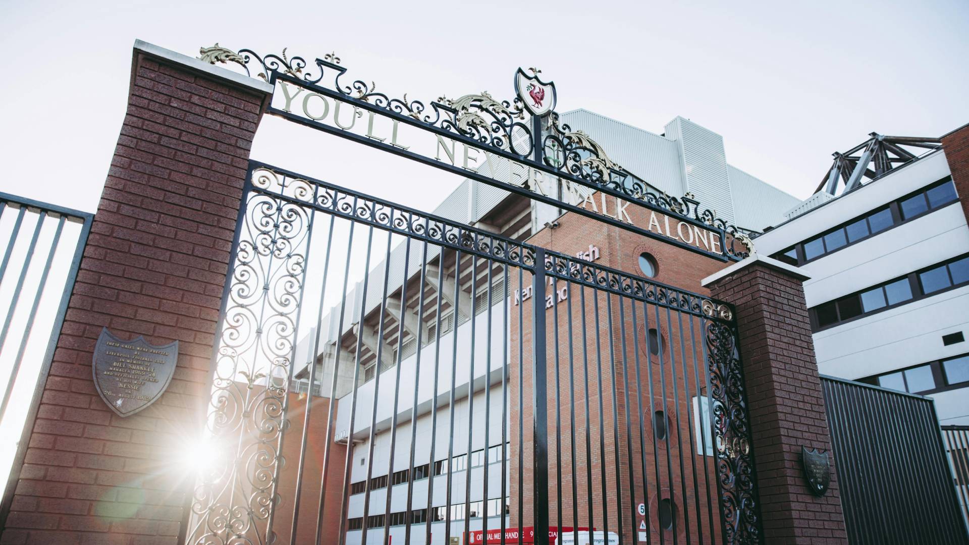 Uno de los accesos de Anfield.