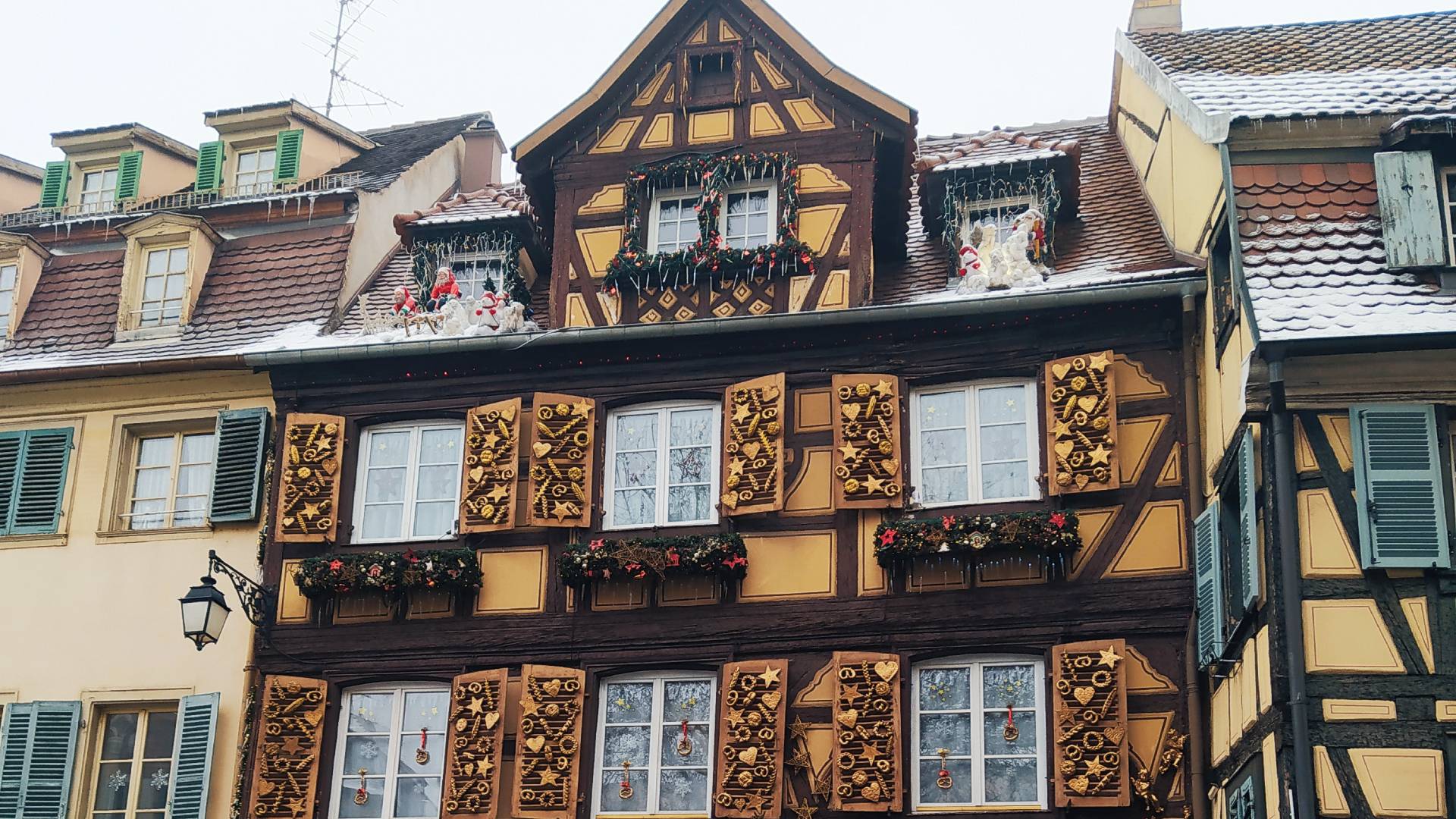 Casas nevadas en Colmar.