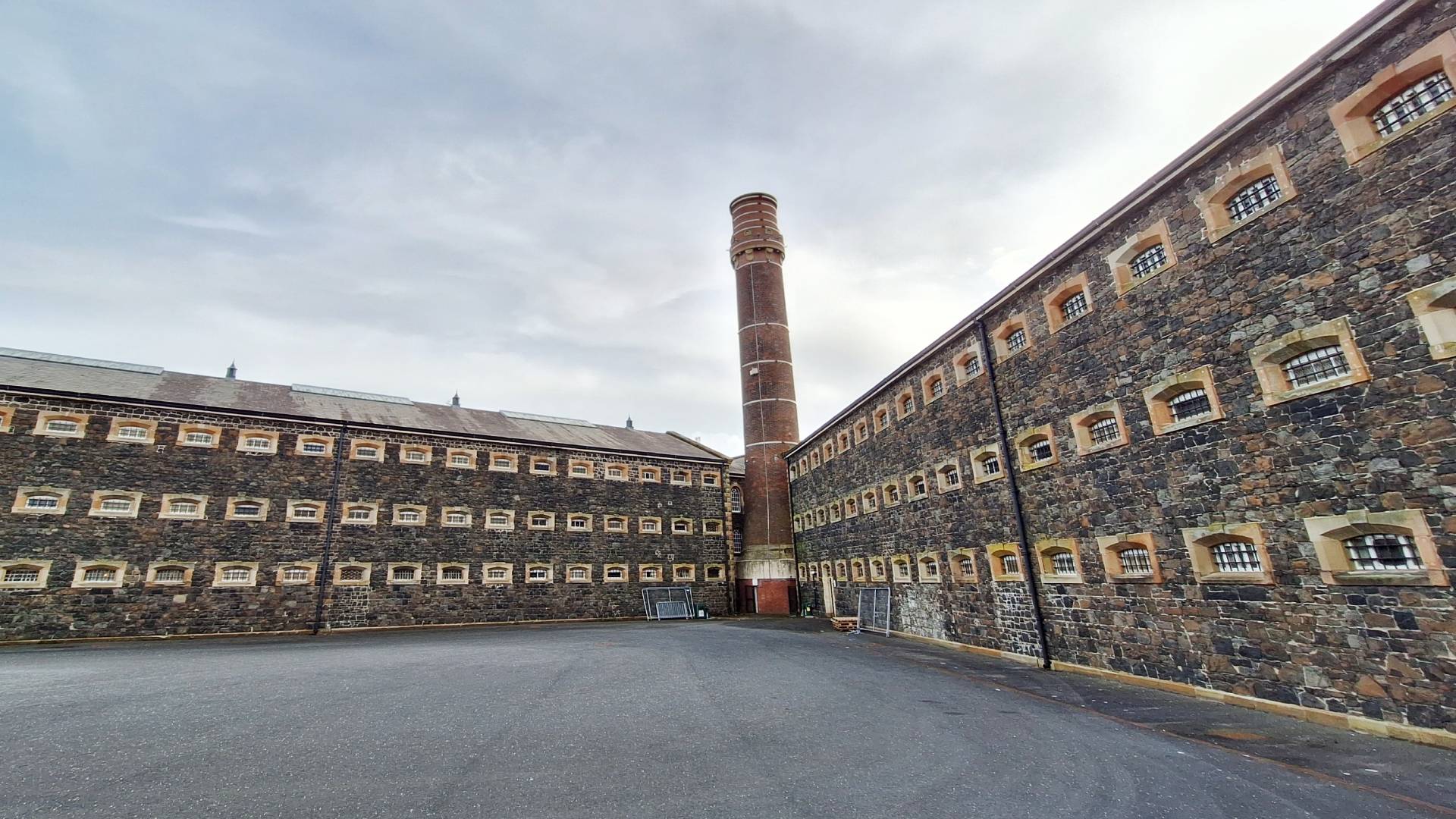 Patio de la cárcel Crumlin Road Gaol.