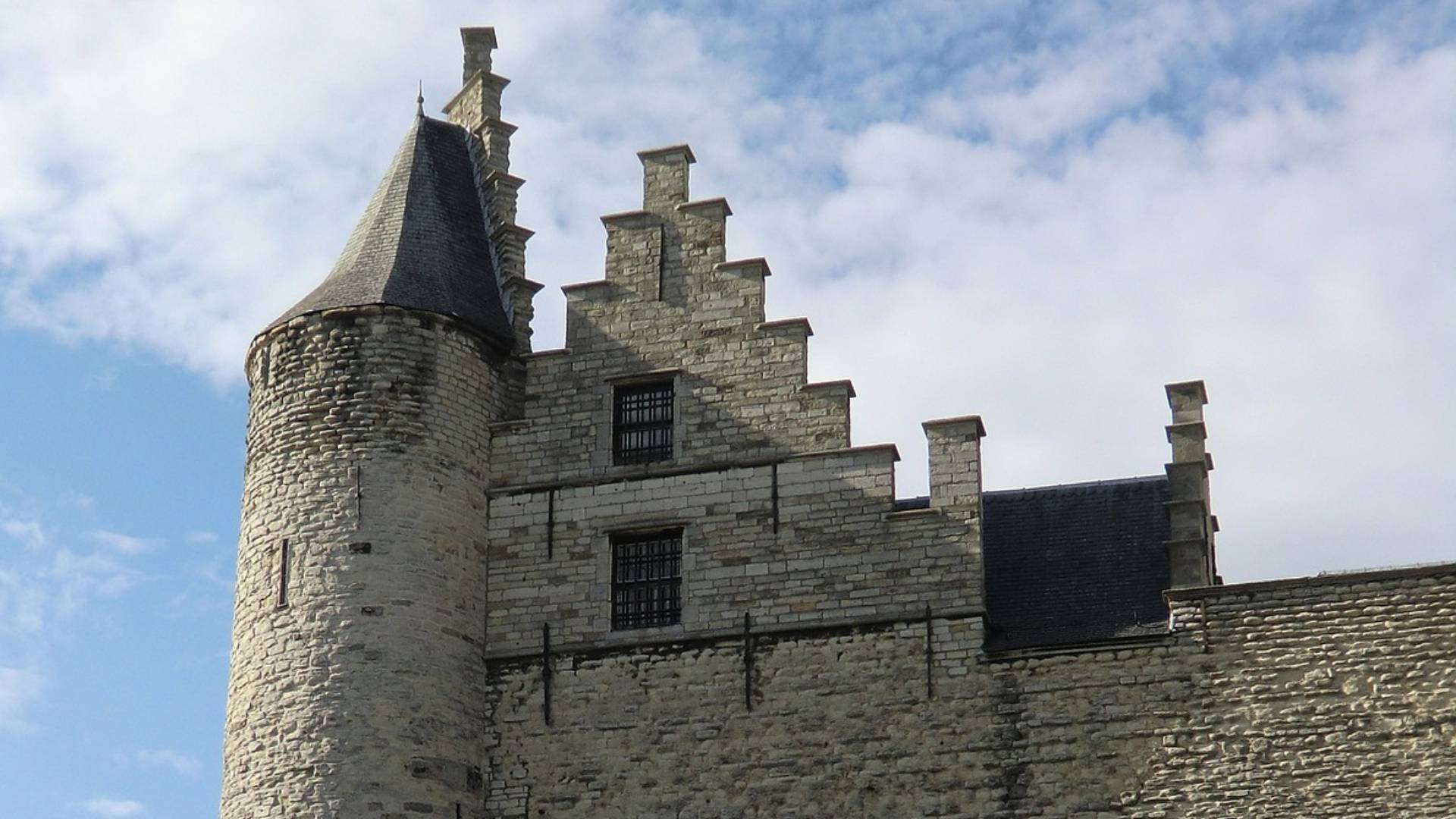 Detalle del Castillo Steen en Amberes.