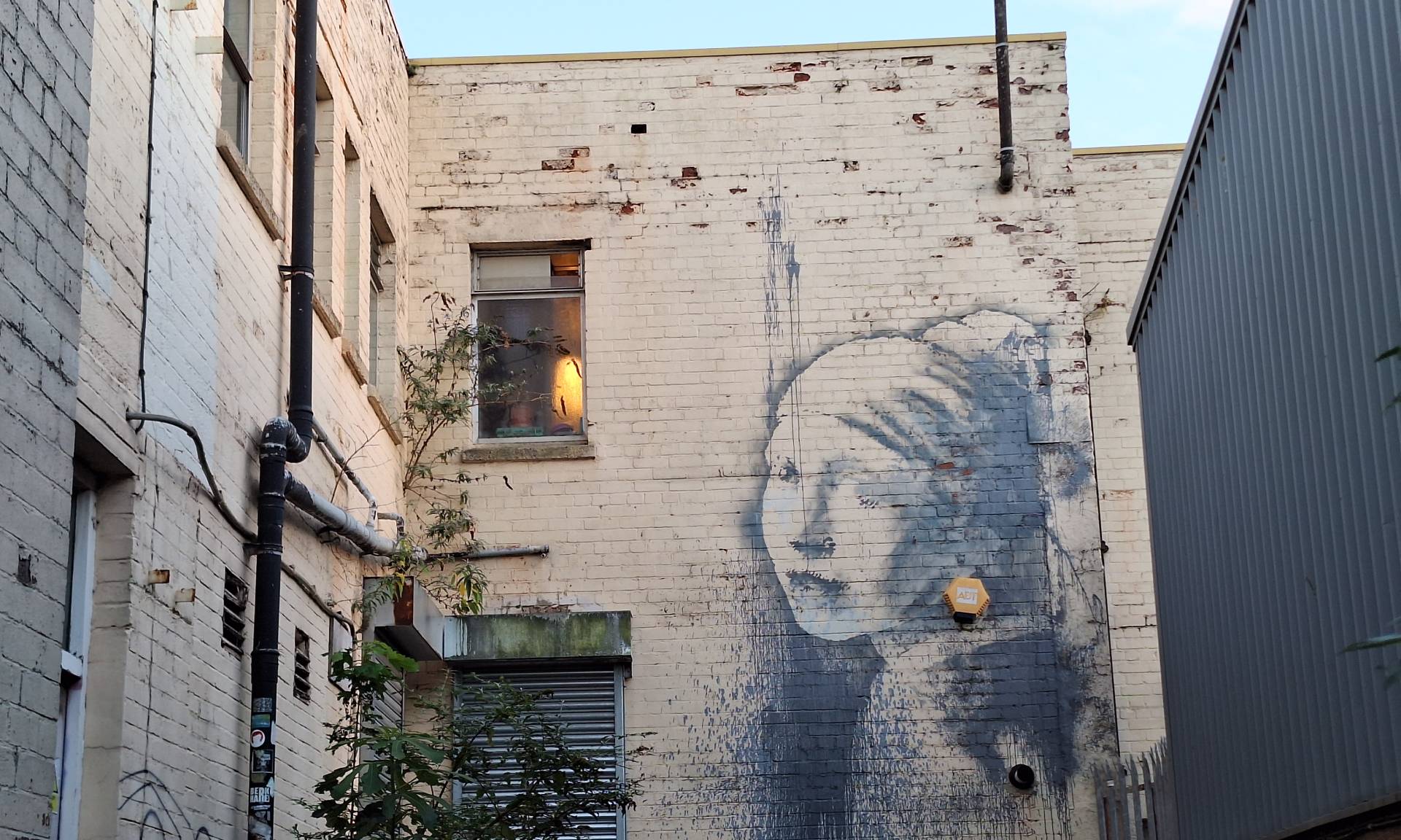 The Girl With Pearl Earring, obra de Banksy.