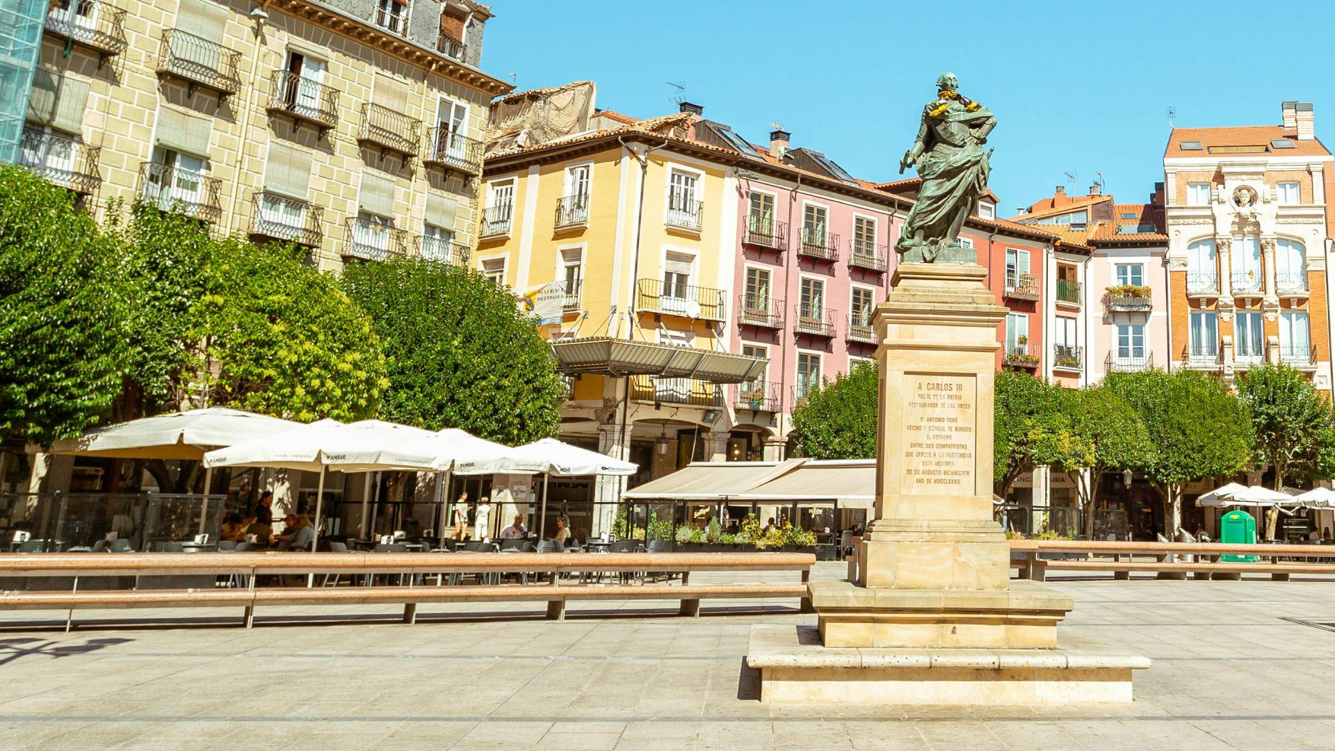 Restaurantes en la Plaza Mayor de Burgos.