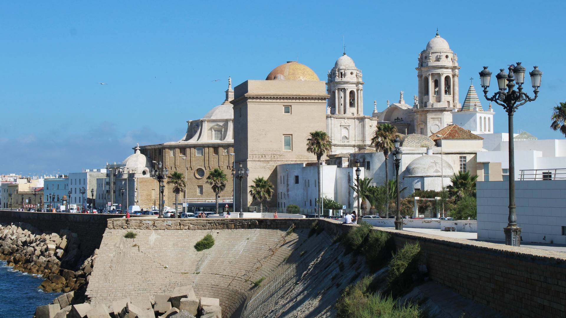 El maravilloso paisaje urbano de Cádiz.