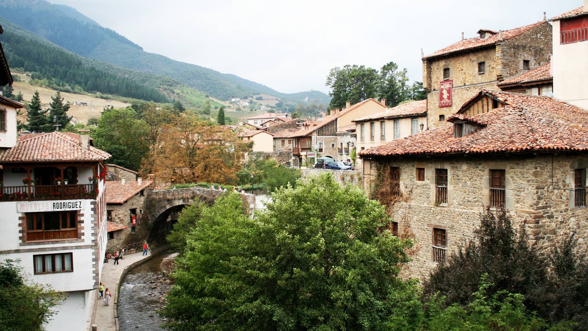 Paisaje urbano de Potes.