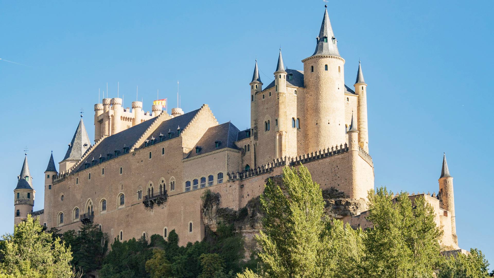 El precioso Alcázar de Segovia.