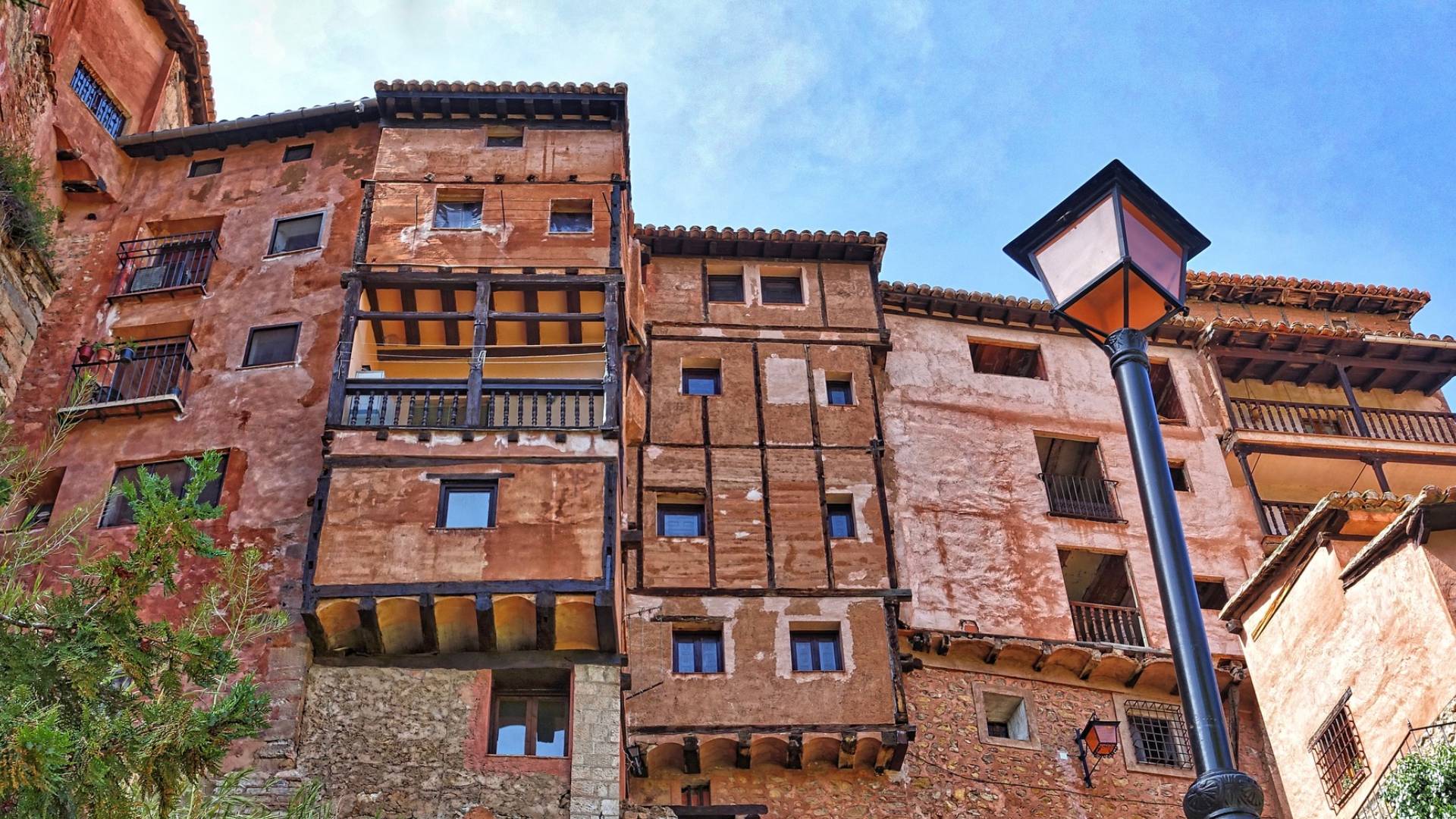 Las encantadoras casas de Albarracín.