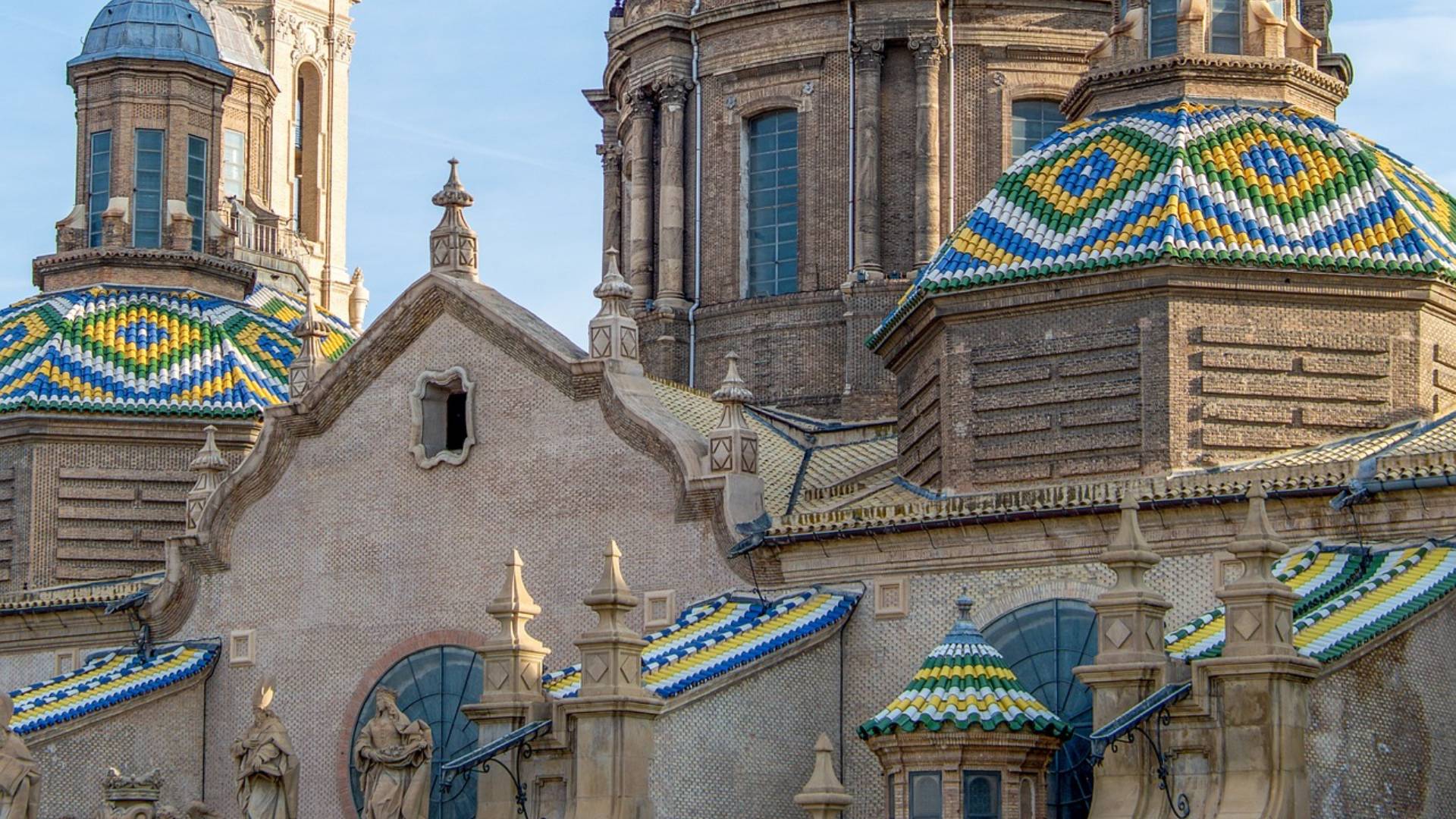 Detalle de la Basílica de Nuestra Señora del Pilar.