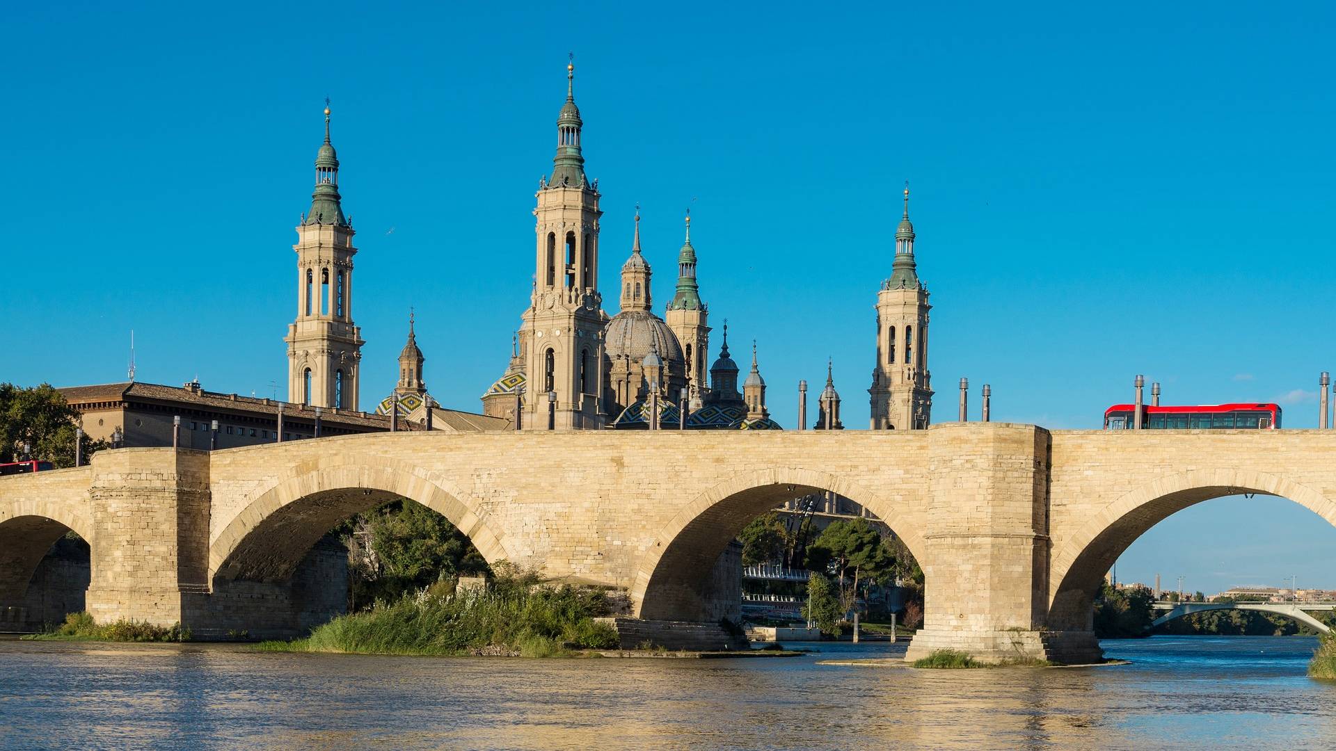 Paisaje urbano de Zaragoza.