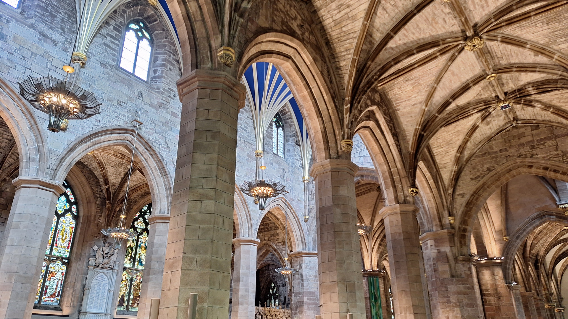 Interior de la Catedral de St Giles.