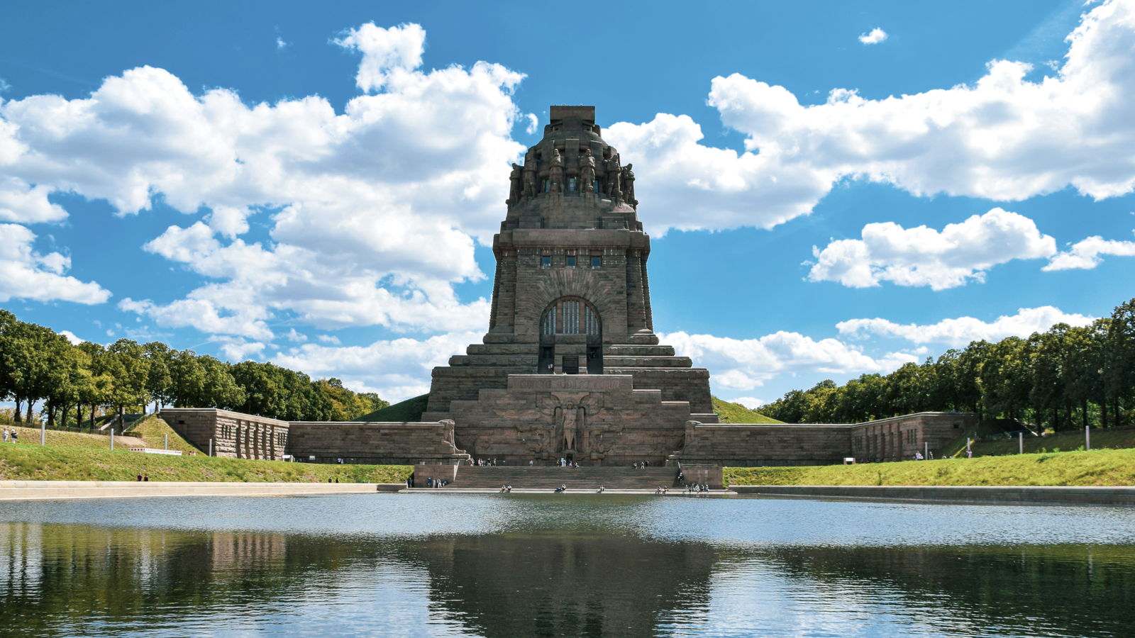 El imponente Völkerschlachtdenkmal.